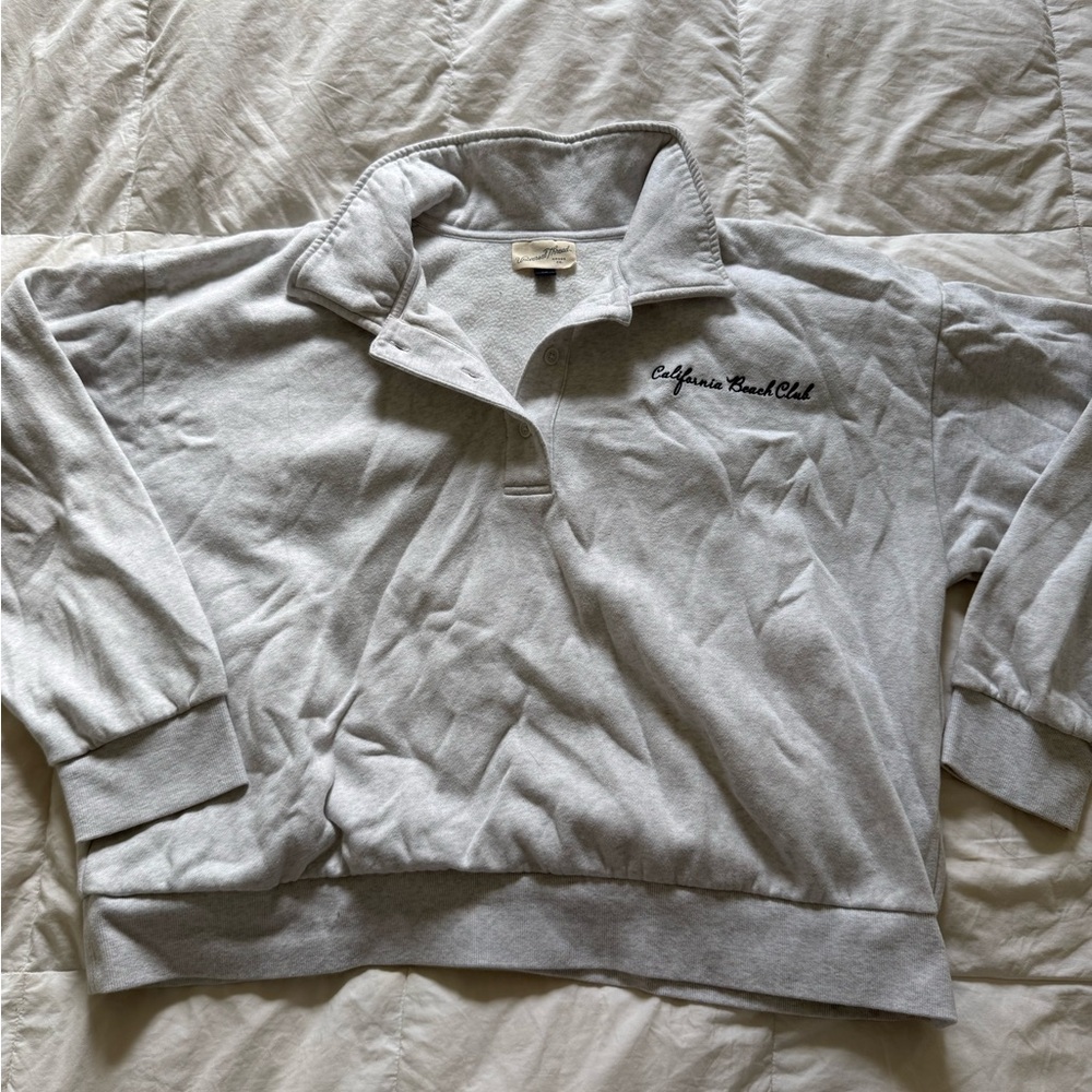 Universal Thread Gray Pullover